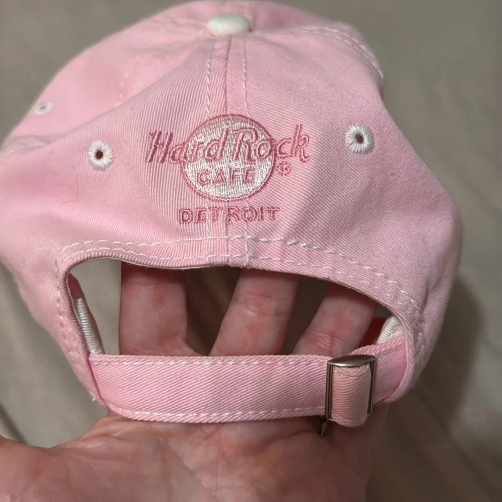 Hard Rock Cafe Light Pink Floral‎ Hat